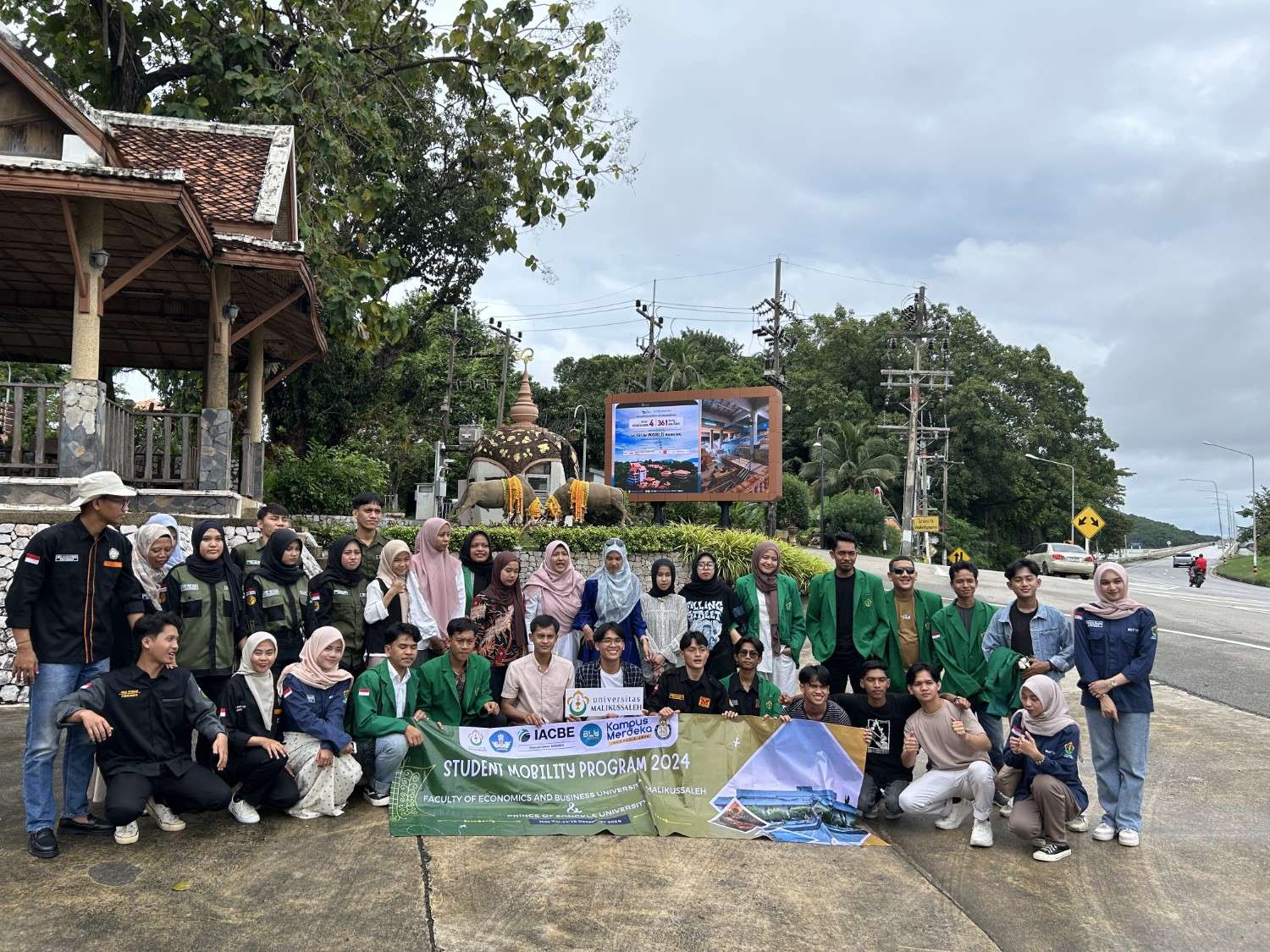Mahasiswa Dan Dosen Teknik Sipil Unimal Kunjungi Songkhla Folklore Museum Di Thailand