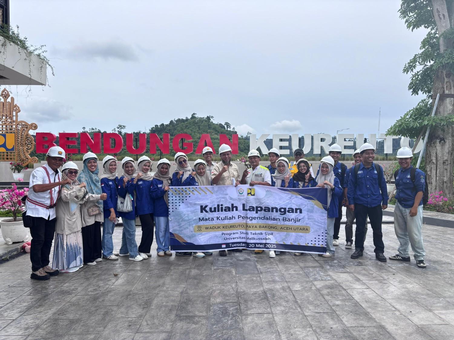 Mahasiswa Teknik Sipil Unimal Pelajari Pengendalian Banjir Langsung di Bendungan Keureuto